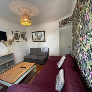  Apartment The Wood